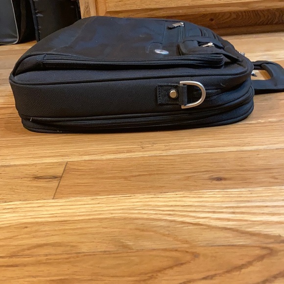 Dell Laptop Case - Picture 5 of 8